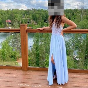 Elegant Blue Lace Evening Gown